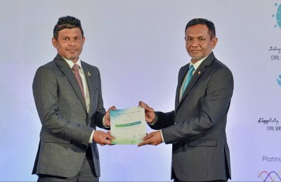 ސިވިލް ސާވިސްގެ މުވައްޒަފުން އިސްކުރަންވީ ހިނިތުންވުމާއި އޯގާތެރިކަން: ނައިބު ރައީސް