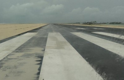 ހޯރަފުށީ އެއާޕޯޓުގެ ރަންވޭއަށް ވެލި އަރައި ދަތުރުތައް ކެންސަލްކޮށްފި