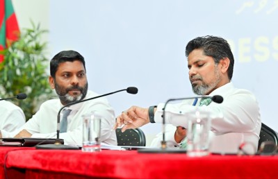 ބައްސާމްގެ ދައުރު ހަމަވަނީ، ރާއްޖޭން ފީފާގެ ނިންމުމެއްގެ އިންތިޒާރުގައި