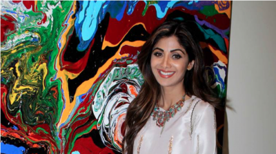 "ސުޕަ ޑާންސާ 4" ސްޓޭޖަށް ޝިލްޕާ އެނބުރި އަތުވެއްޖެ