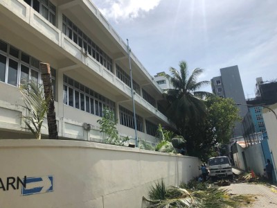 ކަލާފާނު ސްކޫލްގައި ހުރި ގިނަ އަހަރުތަކެއްވީ ރުއްތަކެއް ކަނޑާލައިފި