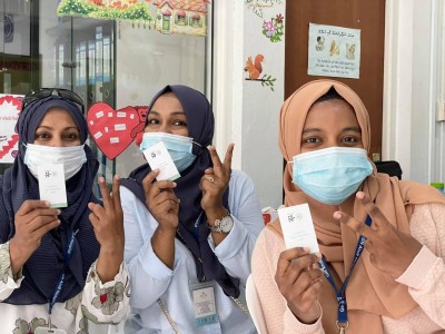 ފުވައްމުލަކުން ވެކްސިން ފުރިހަމަ ކުރާ ތިން މީހަކަށް 1،000 ރުފިޔާ ދެނީ