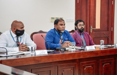ތެލުގެ ވައްކަން: ބިދޭސީއެއްގެ އެކައުންޓުގައި އާދަޔާ ހިލާފަށް ފައިސާ ދައުރުވި!
