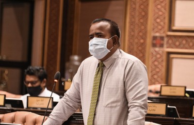 ދެމަފިރިންނަށް ބިން ރަޖިސްޓްރީ ކުރެވޭގޮތަށް ހަދަންޖެހޭ: ގަޕޯ