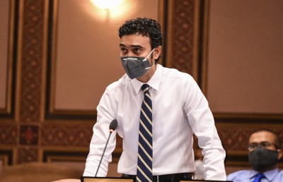 ބެލެނިވެރިއެއްގެ ލިޔުމާއެކު 16 އަހަރުގައި ލައިސަންސު ނެގޭގޮތަށް ހަދަން މަޝްވަރާކުރަނީ
