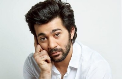 ސަނީގެ ދަރިފުޅު ދެވަނަ ފިލްމުގެ މަސައްކަތުގައި