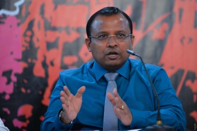 ސުޕްރީމް ކޯޓުގައި ތިއްބެވީ ވަރަށް އިޚްލާސްތެރި، ނަޒާހަތްތެރި ފަނޑިޔާރުން: ރިޔާޒު