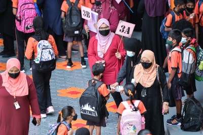 ވެކްސިން ފުރިހަމަ ކުރި ބެލެނިވެރިންނަށް ގްރީން ކާޑު ދޫކުރަން ފަށައިފި