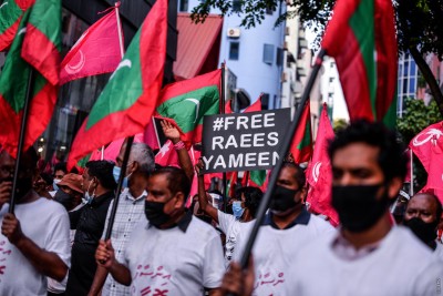 އިންސާފު ހޯދަން ޕީޕީއެމުން މަގުމައްޗަށް ނުކުންނަނީ