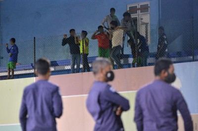 ފިޔަވަތި ކުދިންގެ ފަރާތުން އިވޭ ބޭއަދަބީ ބަސްބަހުން، ސަރަހައްދުގައި ދިރިއުޅޭ މީހުންގެ ކަންބޮޑުވުން