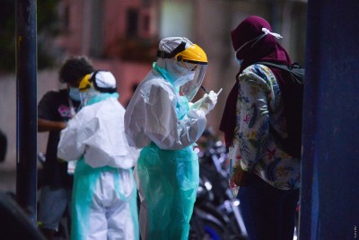 އަތޮޅުތެރެއިން 50 ކޭހާއެކު މިއަދު 100 މީހުން ޕޮޒިޓިވްވެއްޖެ