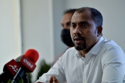 ފްލައިން ސްކޫލް ހިންގަން އެވިޑް ކޮލެޖުންވީ އެއްބަސްވުން ބާތިލްކޮށްފި