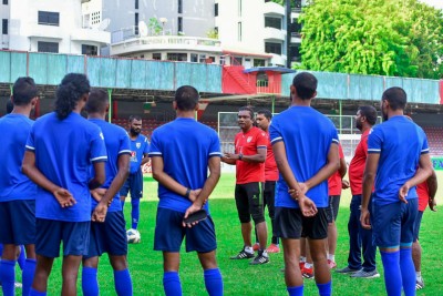 ދިވެހި މެނޭޖްމެންޓަކާ ޓީމު ހަވާލުކުރަން މިއީ އެންމެ ރަނގަޅު ވަގުތު: ބައްސާމް