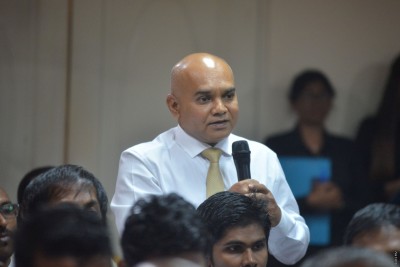 އަލިފުށީ އެއާޕޯޓުގެ ވާހަކަ ބަޖެޓްގައި އެބައޮތް، ބަޖެޓްގައި ނެތް ކަމެއް ސަރުކާރުން ނުކުރާނެ: ބިގޭ