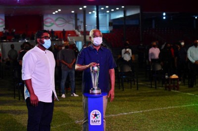 ރައީސް ސޯލިހު ސާފް ޗެމްޕިއަންޝިޕް ރަސްމީކޮށް އިފްތިތާހު ކޮށްދެއްވައިފި