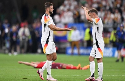 ސްވިޒަލެންޑާ ވާދަކޮށް ޖަރުމަނުން އެއްވަނަ އަތުލައިފި، ސްކޮޓްލެންޑް ބަލިކޮށް ހެންގޭރީ އިންތިޒާރުގައި
