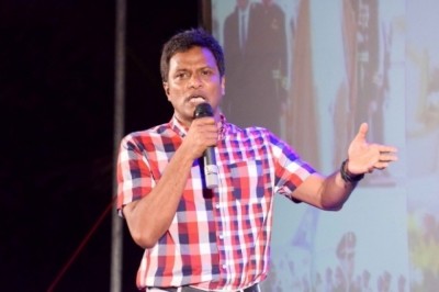 ޖާބިރުގެ އަމަލުތަކުގެ ސަބަބުން މަޖިލީސް އިތުރަށް ހަރާބު ވެއްޖެ: އުމަރު