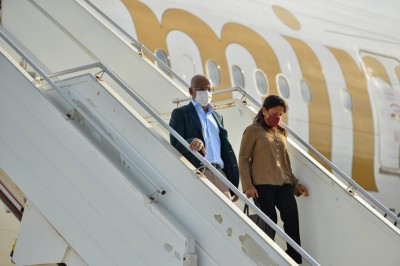 ރައީސް އެމެރިކާއަށް ކުރެއްވި ދަތުރުފުޅަށް ފަހު ރާއްޖެ ވަޑައިގެންފި