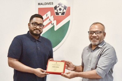 އަންހެން ޓީމުގެ ޑިވެލޮޕްމެންޓަށް ކުރަން ޖެހޭ ދަތުރު ސާފުވެއްޖެ: ޑުންގާ