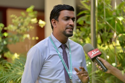 އަރީފް ސަރ: ގިނަ ކުދިންތަކެއްގެ ފޭވަރިޓް، އަހްމަދިއްޔާ ދޫކޮށް އެނބުރި ރަށަށް!