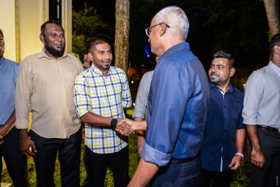 މެދު އުތުރު ޕްރޮވިންސްގެ ރައީސްކަން ބޮޑު ތަފާތަކުން މަހްލޫފް ކާމިޔާބުކުރައްވައިފި