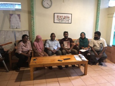 ރައީސް ނަޝީދުގެ މަންމާފުޅާއި ބައްޕާފުޅު ބަރުލަމާނީ ޕެޓިޝަނުގައި ސޮއިކޮށްފި
