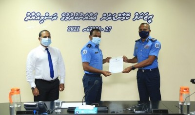 ޕޮލިސް ރީޖަންތަކަށް ކޮމާންޑަރުން އައްޔަނުކޮށްފި