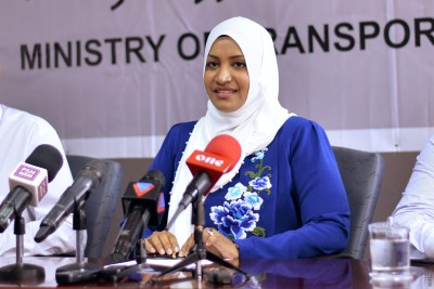 މިނިސްޓަރު ނަހުލާގެ ޝުކުރު ޕޯޓު މަސައްކަތްތެރިންނާއި ބޯޓު ދަތުރުކުރާ މީހުންނަށް