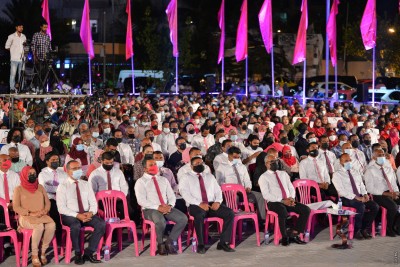 18އަހަރު ފުރޭ ގިނަ ޒުވާނުންތަކެއް އަމިއްލައަށް އެދިގެން ޕީޕީއެމްއާ ގުޅެނީ!
