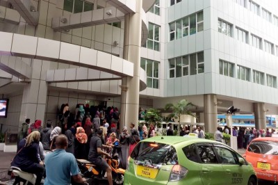 ދައުލަތުގެ މުވައްޒަފުންގެ މެދުގައި ގެންގުޅޭ މުސާރައިގެ ފަރަގު ނައްތާލަން ގޮވާލައިފި