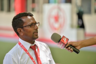 ޓީޗަރަކަށްވުމަށް ކުޑައިރުއްސުރެ ދުށް ހުވަފެނުގައި ކުލަ ޖެއްސުމުގައި 25 އަހަރު!