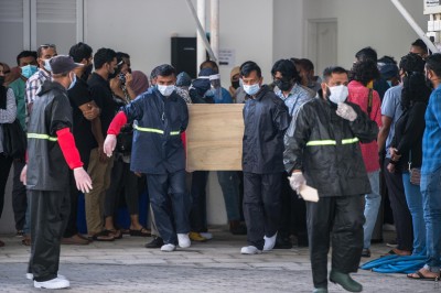 ހުޅުމާލެ މެޑިކަލް ފެސިލިޓީގައި ކޮވިޑަށް ފަރުވާދެމުންދިޔަ މީހަކު މަރުވެއްޖެ