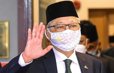 އިންތިޚާބަކަށް ނުގޮސް މެލޭޝިއާ އަށް އާ ބޮޑުވަޒީރެއް
