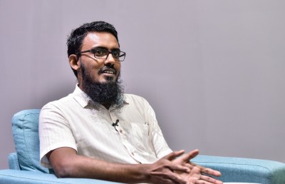 ޒުވާނުން މަރުގެ ހަނގުރާމައެއްގައި!