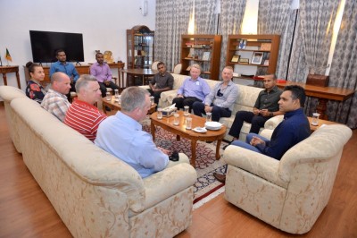 ރާއްޖެއަށް މަސްތުވާތަކެތި އެތެރެވާ ދޮރުތައް ބަންދު ކުރުމާބެހޭގޮތުން މަޝްވަރާ ކޮށްފި