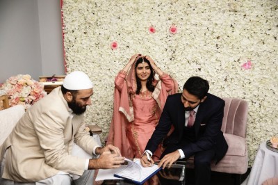 ކައިވެންޏާ ދެކޮޅު، މަލާލާ އެންގޭޖް ވެއްޖެ