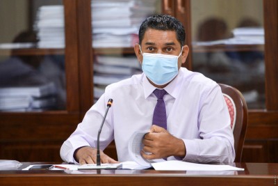 ވިދިވިދިގެން ތިންވަނަ ފަހަރަށް ބަޖެޓު ކޮމެޓީގެ މުގައްރިރުކަން ނާޝިޒަށް