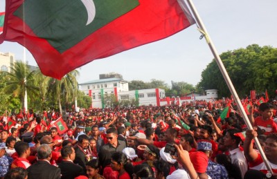 ފުޓްބޯޅަ އަލުން ދިރުވައި އާލަކުރަން ސޮނީ ސްޕޯޓްސް އިން ކެމްޕޭނެއް