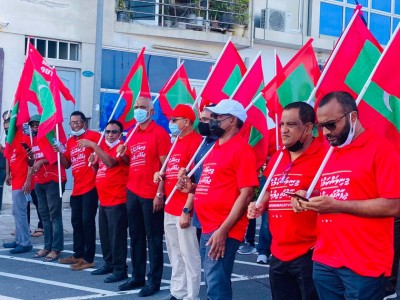 ދިވެހިންގެ ގައުމާއި މިނިވަންކަން އަނބުރާ ހޯދަން ރައްޔިތުން ނިކުންނަންޖެހޭ: ޕީޕީއެމް