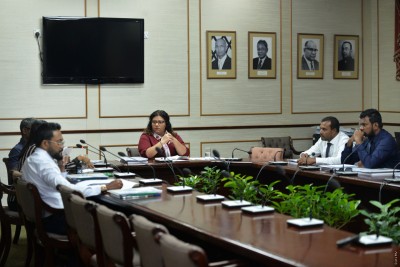 ދަރިވަރަކަށް ޖިންސީ ގޯނާކުރި މައްސަލައިގައި އެޑިއުކޭޝަން މިނިސްޓްރީގެ ވެރިން މަޖިލީހަށް ހާޒިރުކުރަނީ