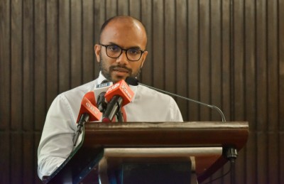 މަދު އަހަރުތަކެއްގެ ތެރޭގައި އިގްތިސާދު 10 ބިލިއަން ޑޮލަރަށް އަރާނެ: އަމީރު