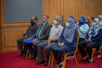 އެމްއެންޔޫ އިން ހަތަރު ދިރާސާއަކަށް އަށް ލައްކަ ރުފިޔާ ހަދިޔާކޮށްފި