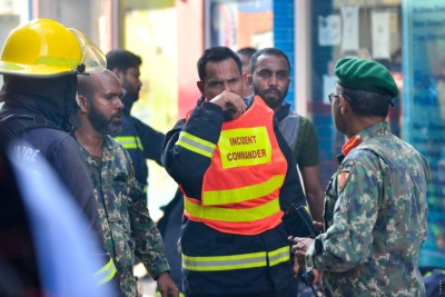 ގޭސް ފުޅިއެއް ގޮވައި އެކަކު ފިހިގެން ހޮސްޕިޓަލަށް ގެންގޮސްފި
