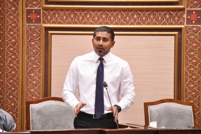 ޓާފް ދަނޑުތަކުގެ މަސައްކަތް ލަސްވަނީ ކުންފުނިތަކުގައި ކެޕޭސިޓީ ނެތުމުން: މަހްލޫފް