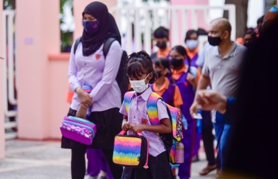 ފޮތްދަބަސް ގުޑުވައެއް ނުލެވުނު، ޑޮކްޓަރުން ކަންބޮޑުވޭ!