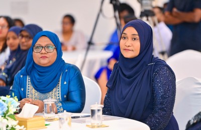 21 ކުއްޖަކު ހަކުރު ބަލި ތަހައްމަލްކުރުމަކީ ރަތް ސިގްނަލެއް: ފަސްޓް ލޭޑީ