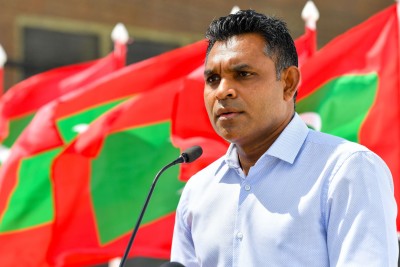 ސަރުކާރުން މަޝްރޫއުތައް ކުރިއަށް ގެންދަނީ ކުޑަރަށެއް ބޮޑުރަށެއް ތަފާތު ކުރުމެއް ނެތި: ނައިބު ރައީސް
