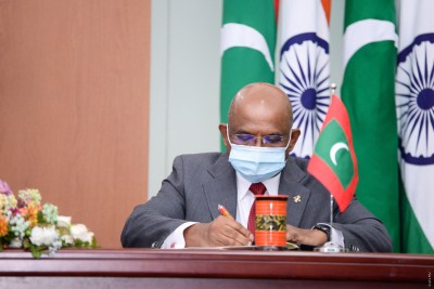 "އިންޑިއާ އައުޓް" ކެމްޕެއިން ކުށްވެރިކުރަން، ދެ ގައުމު ގުޅުމުގައި ގެއްލުމެއް ނެތް: ސަރުކާރު