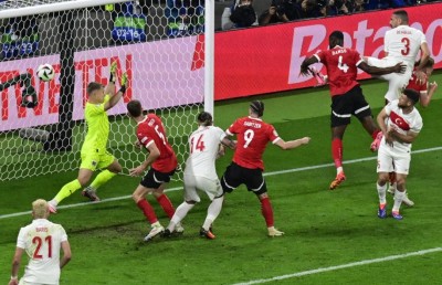 ޑެމިރާލްގެ އުފާފާޅު ކުރި ގޮތް މައްސަލައަކަށް ހެދުމުން ތުރުކީގައި ހުންނަ ޖަރުމަނުގެ ސަފީރު ހާޒިރުކޮށްފި