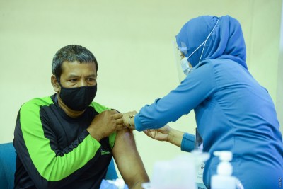 މާލޭގައި ކޮވިޑް ވެކްސިން މިހާރު ޖެހޭ ގަޑިތައް އާއްމުކޮށްފި